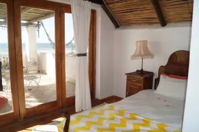 Escape Beach House Hotels in Velddrif