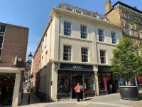 Goswell House Hotels near LEGOLAND® Windsor Resort