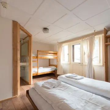 Chalet Speciale - Celerina Hotels near Marguns-Trais Fluors