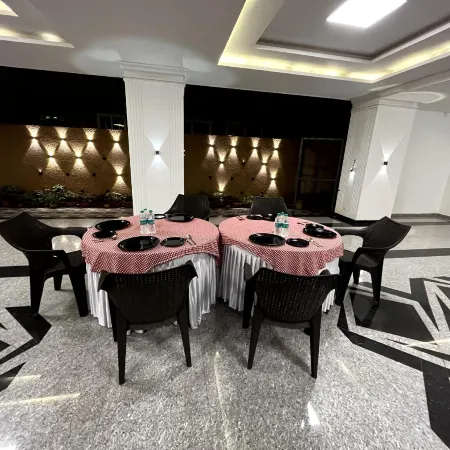 Heritage Residency - Royal Camping Club, Panhala Ξενοδοχεία στην πόλη Panhala