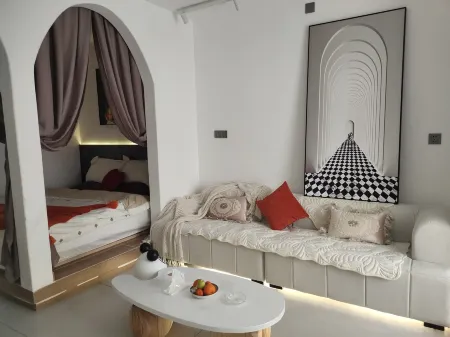 Sister Homestay Отели в г. Сишуй