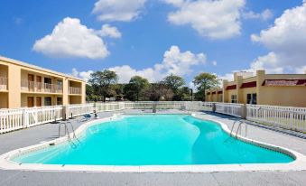 Days Inn by Wyndham Easton