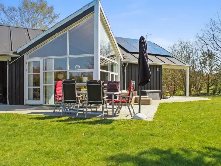 "Arold" - 800m from the Sea