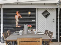 "Hjort" - 100m from the Sea