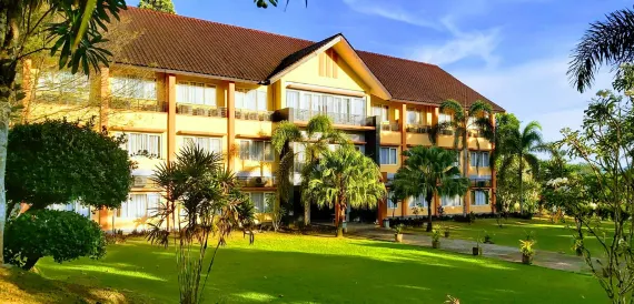 Wonua Monapa Hotel Resort