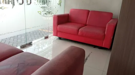 Hotel Grand HD Klaten Отели в г. Клатен