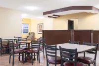 Days Inn by Wyndham Faribault - breakfast