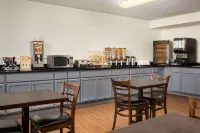 Travelodge by Wyndham Edmonton West - breakfast