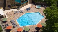 Red Lion Hotel Redding - Pools