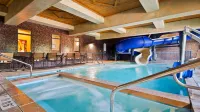 Best Western Premier KC Speedway Inn  Suites - sarapan