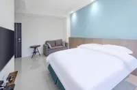 Spring Rain Hostel Hotels in Chiayi County