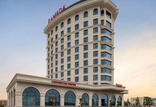 라마다 바이 윈덤 카라피나르