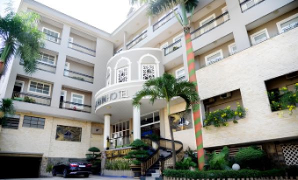 Ha Trinh Hotel - Housity