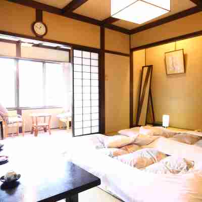 Izumiya Zenbe Rooms