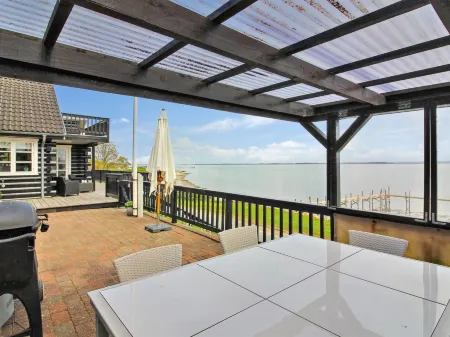 "Sander" - 10m to the Fjord