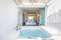 Poseidon Blue Gastronomy Hotel - Hot Tub