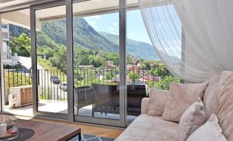 Stunning 1-Bed Apartment in Kotor