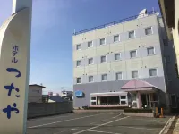 Hotel Tsutaya Hotel in zona JR Yonezawa station