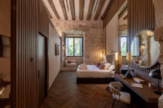 カスティーリャ テルマル ブリフエガ グアダラハラのホテル