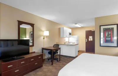Extended Stay America Suites - San Rafael - Francisco Blvd East Hotels near Town Center Corte Madera