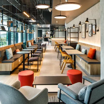 Aparthotel Adagio London Sutton Point Hotels near Hackbridge Station
