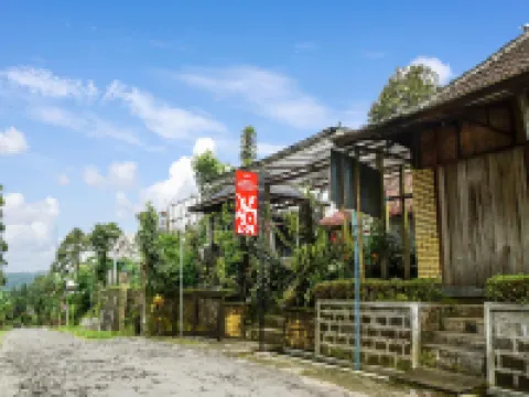 Hotel O Kampung Wisata Ekologi Puspa JagadNearGunung Kelud Hotéis em Blitar Regency