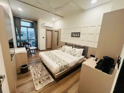 Hotel SR Laxmi Hotels near VRYM Garba Ground, Anand