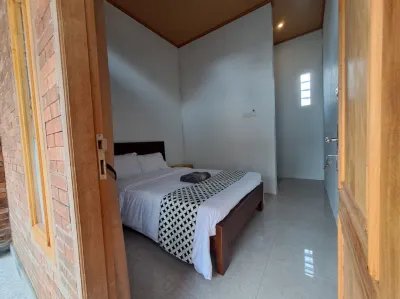 Wilujeng Homestay Hotels in Wanurejo