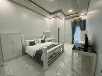 Capital O 93794 Athallah Homestay Syariah Hôtels à : Langkapura