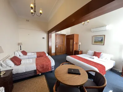 Princes Lodge Motel Hotels in Prospect