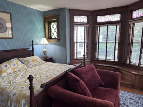 Vaast Bed & Breakfast Hotels in 