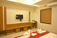Hotel 7-B Hotels in Chhatarpur