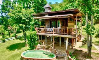 Pakchong Family Home