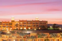 Malikia Resort Abu Dabbab Hotels near Eagle Safari