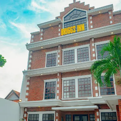 Briggs Inn Surabaya Hotels near Bungkul Park