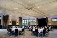 Denham Grove Hotels in Uxbridge