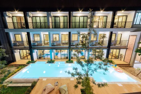 Phu Sakon Ville Hotel Отели рядом с достопримечательностью «Wat Phra That Choeng Chum Worawihan»