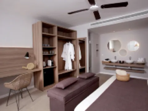 艾奎斯小度假村 卡拉達沃酒店