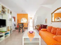 Casa Sarita - Well Maintained House in Chayofa with Pool Hotels in Chayofa