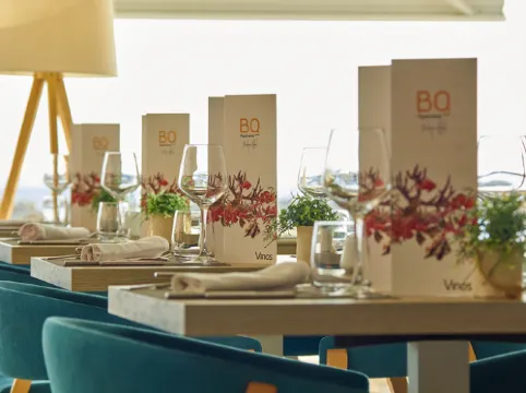 View 6 of New Yorker by Lotte Hotels