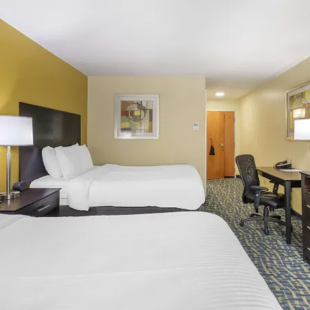 Best Western Plus Brunswick Inn  Suites