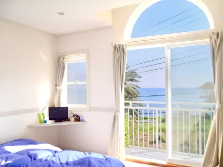 Seaside Pension Namioto Отели рядом с достопримечательностью «Oshi Shrine»