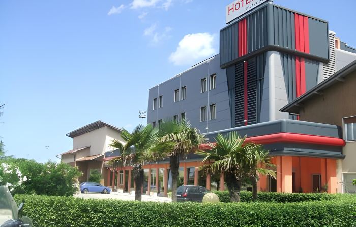 Hotel Mediterraneo