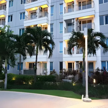 Cosmy Tanglin Apartment Hotels in Sambikerep
