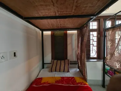 Calcutta Backpackers