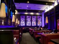 Acclaim Hotel by Clique - bar