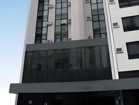 Roochelle Hotel by Nobile