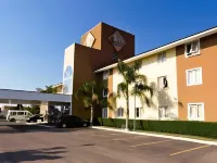 Hotel 10 Curitiba Hotels in Cidade Industrial de Curitiba