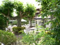 Hotel Au Bon Coin du Lac - parking