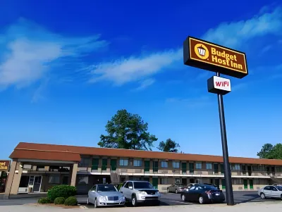 Budget Host Inn Hotel dekat Oxford Downtown Mall